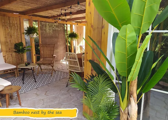 Bamboo Nest By The Sea Tatil Evi Epanomi
