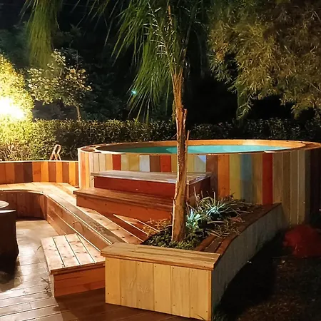 بيت للعطل Bamboo Nest By The Sea