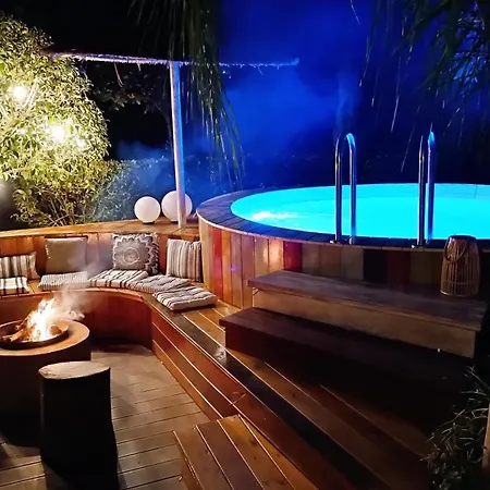 Bamboo Nest By The Sea بيت للعطل إبانومي
